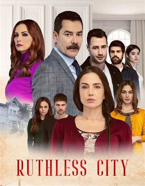 Zalim Istanbul - Episode 59 | Turkish Drama | Ruthless City | Urdu Dubbing | RP1YMaheen, unlucky with her love life, finally decides to marry the man of her ...